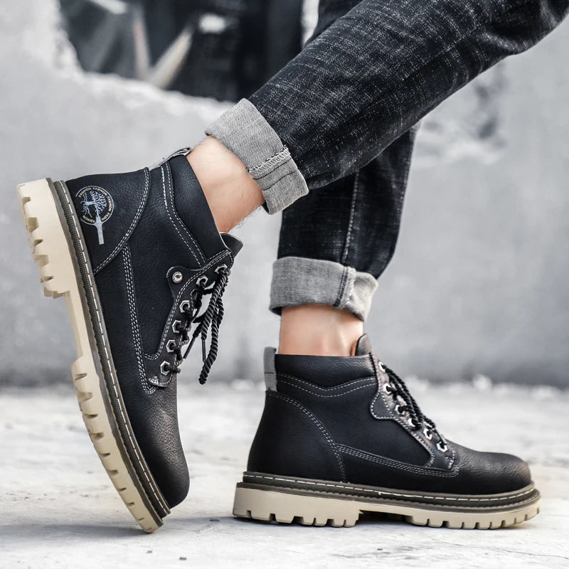 Men's Short Boots in Luxury Leather – Plush Lining, Classic, Motorcycle, Outdoor, Spring/Autumn