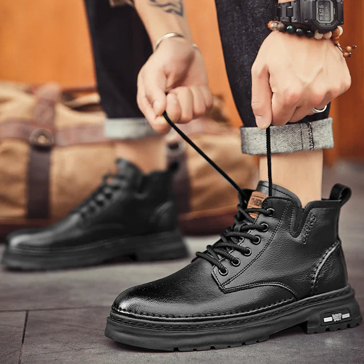 Luxury Men Ankle Boots – Retro British High-Top Leather Boots for Fashion, Outdoor, and Motorcycle Use