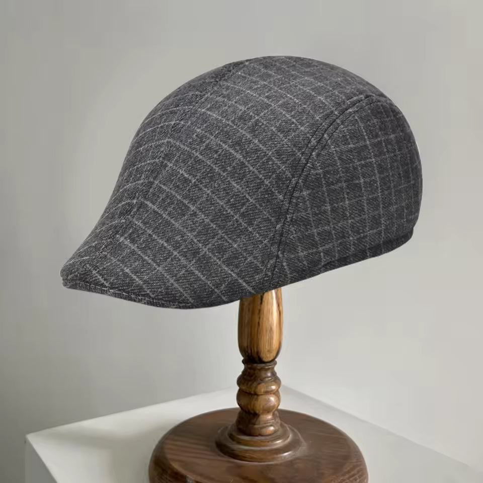 Classic Beret Hat – Timeless Style with Elegant and Comfortable Design