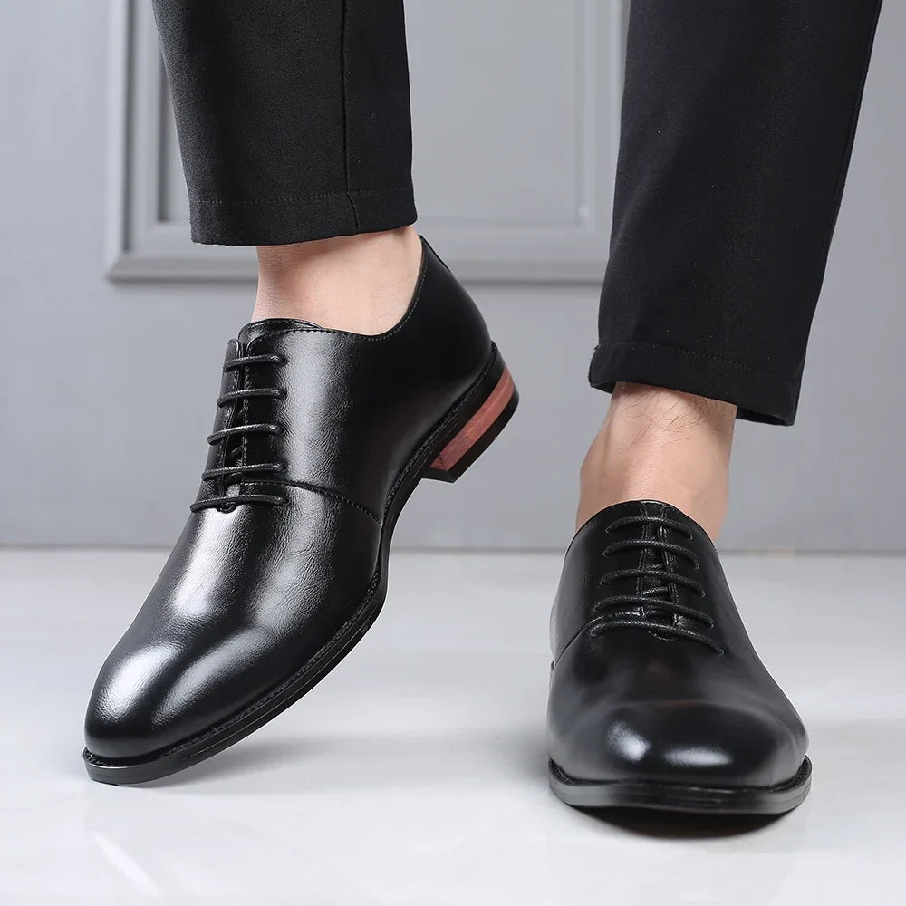 Men’s Classic Elegant Dress Shoes, Lightweight Lace-Up Pointed Toe Shoes for Parties, Weddings, and Everyday Wear