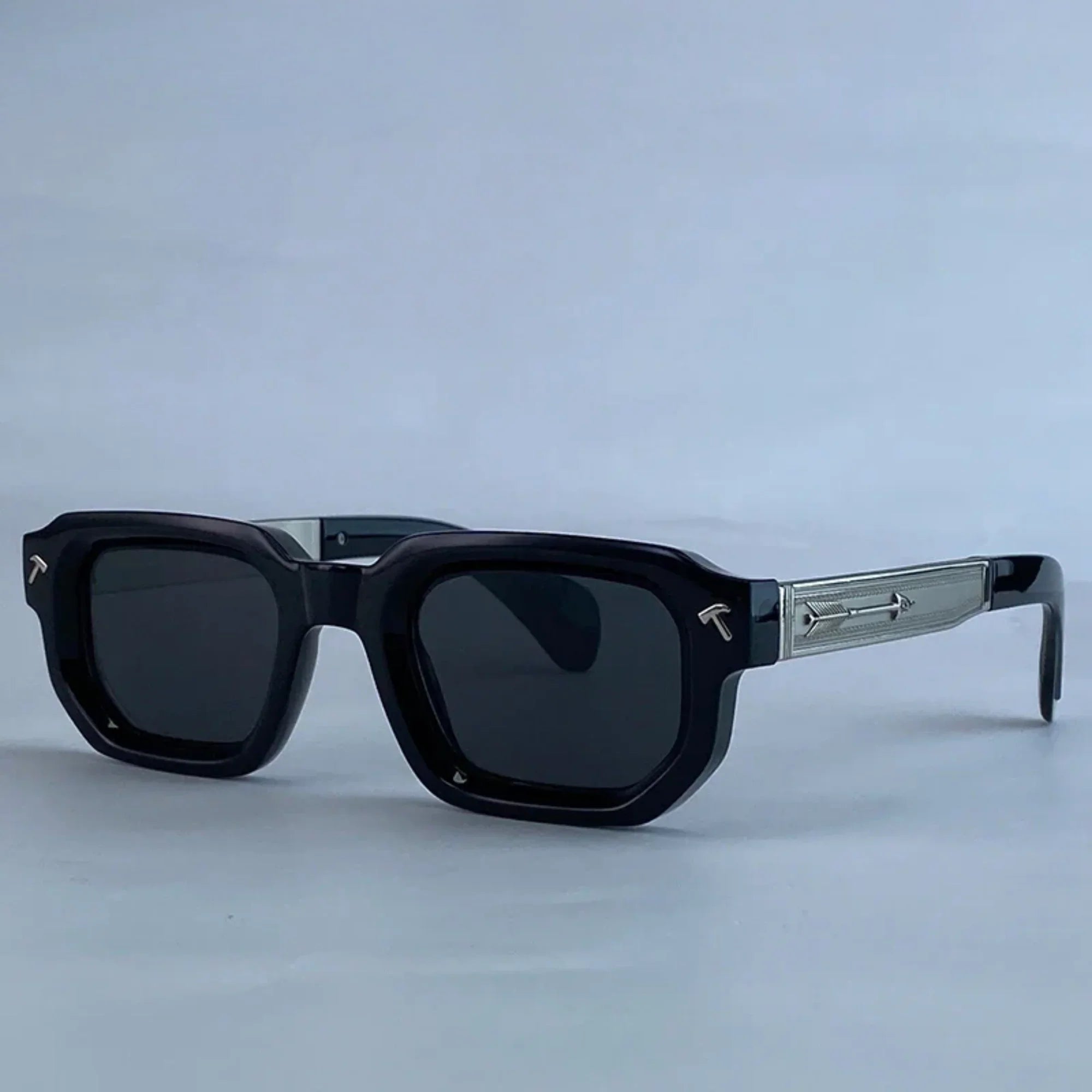 Men’s Polarized Square Sunglasses – Luxury Punk Design with Classic Rectangle Frame and UV400 Protection for Driving and Outdoor Use