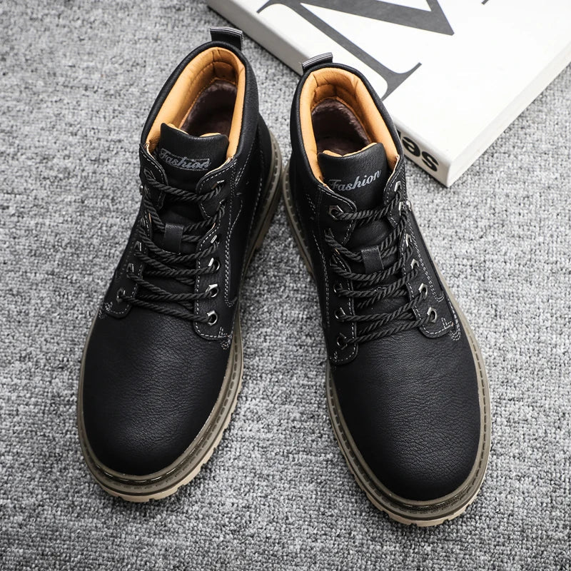 Men's Short Boots in Luxury Leather – Plush Lining, Classic, Motorcycle, Outdoor, Spring/Autumn