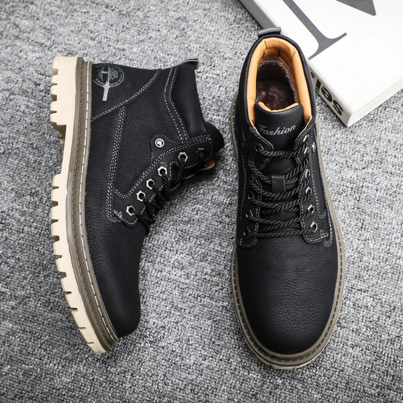Men's Short Boots in Luxury Leather – Plush Lining, Classic, Motorcycle, Outdoor, Spring/Autumn