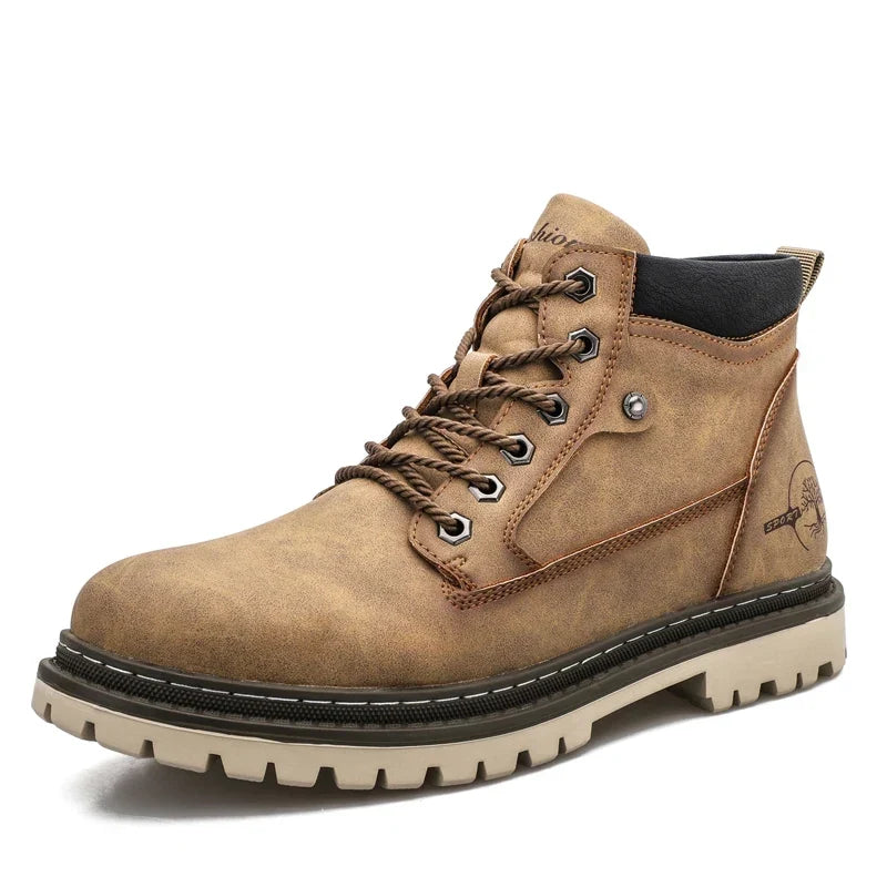 Men's Short Boots in Luxury Leather – Plush Lining, Classic, Motorcycle, Outdoor, Spring/Autumn