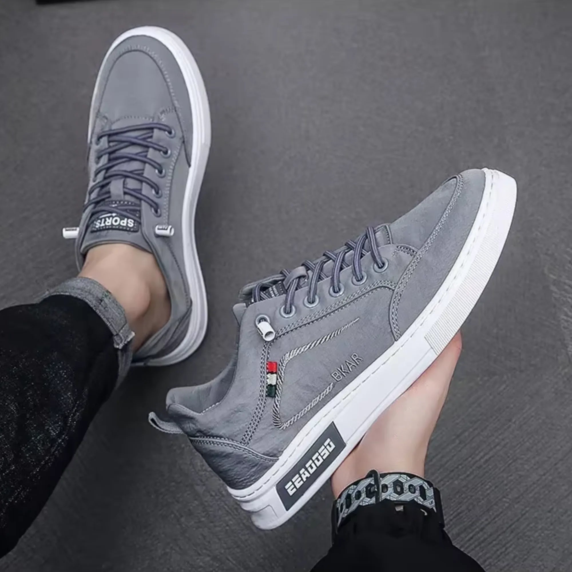 Men’s Casual Canvas Sneakers – Lace-Up Lightweight Summer Shoes
